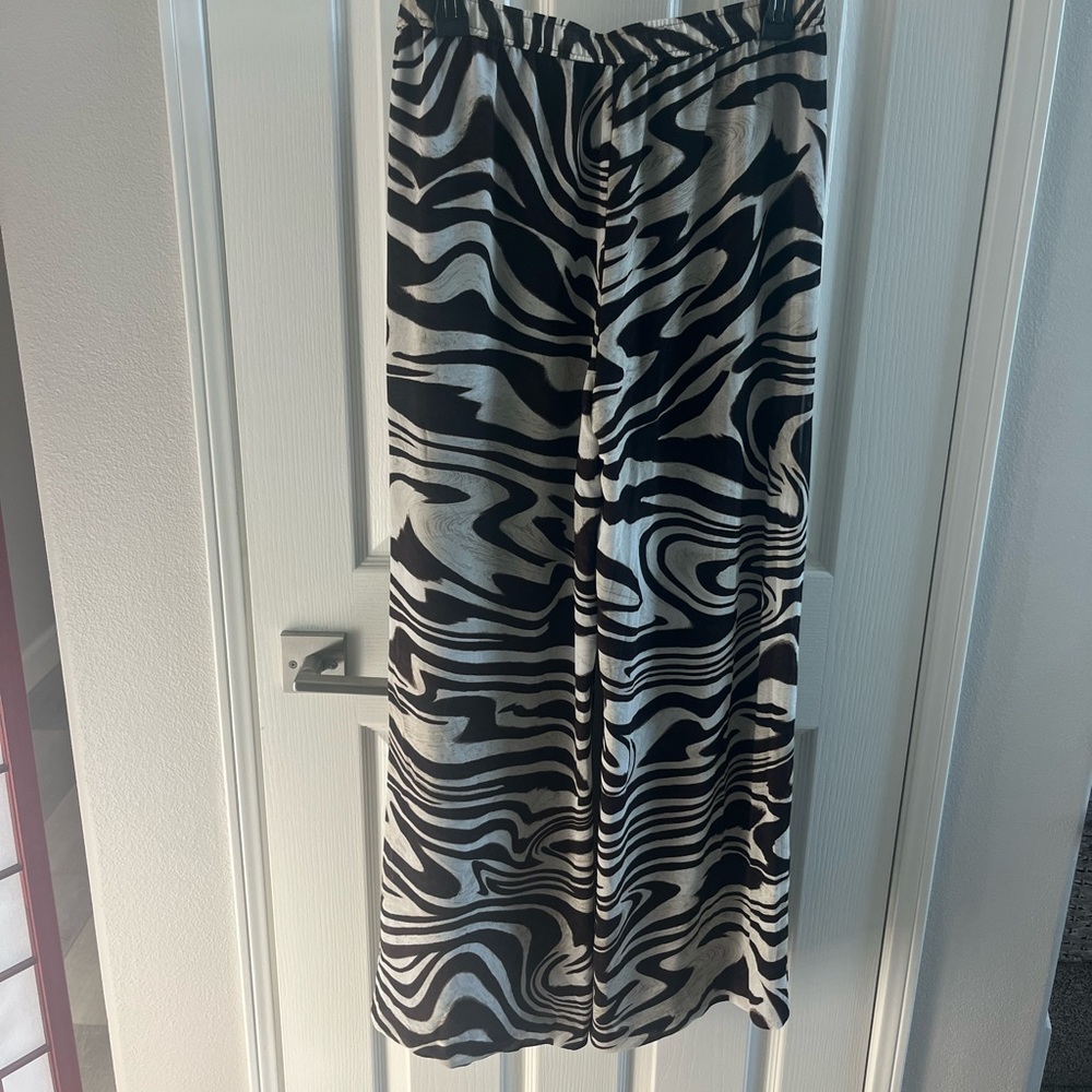 Michael Kors -NWT brown and white animal print wide leg pants-size M - Picture 4 of 6